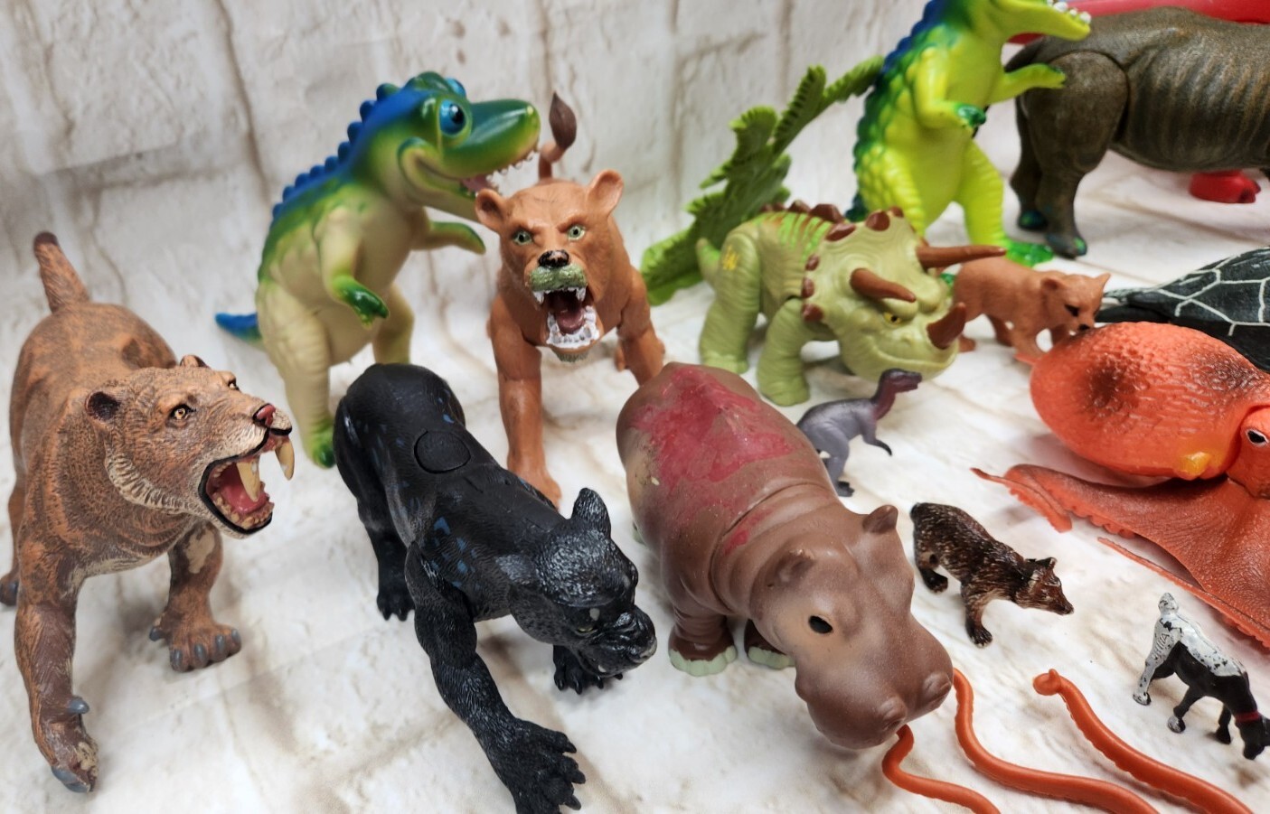 Junk Drawer Animal & Dinosaur Toy Lot of 19 + Plastic & Rubber Figures