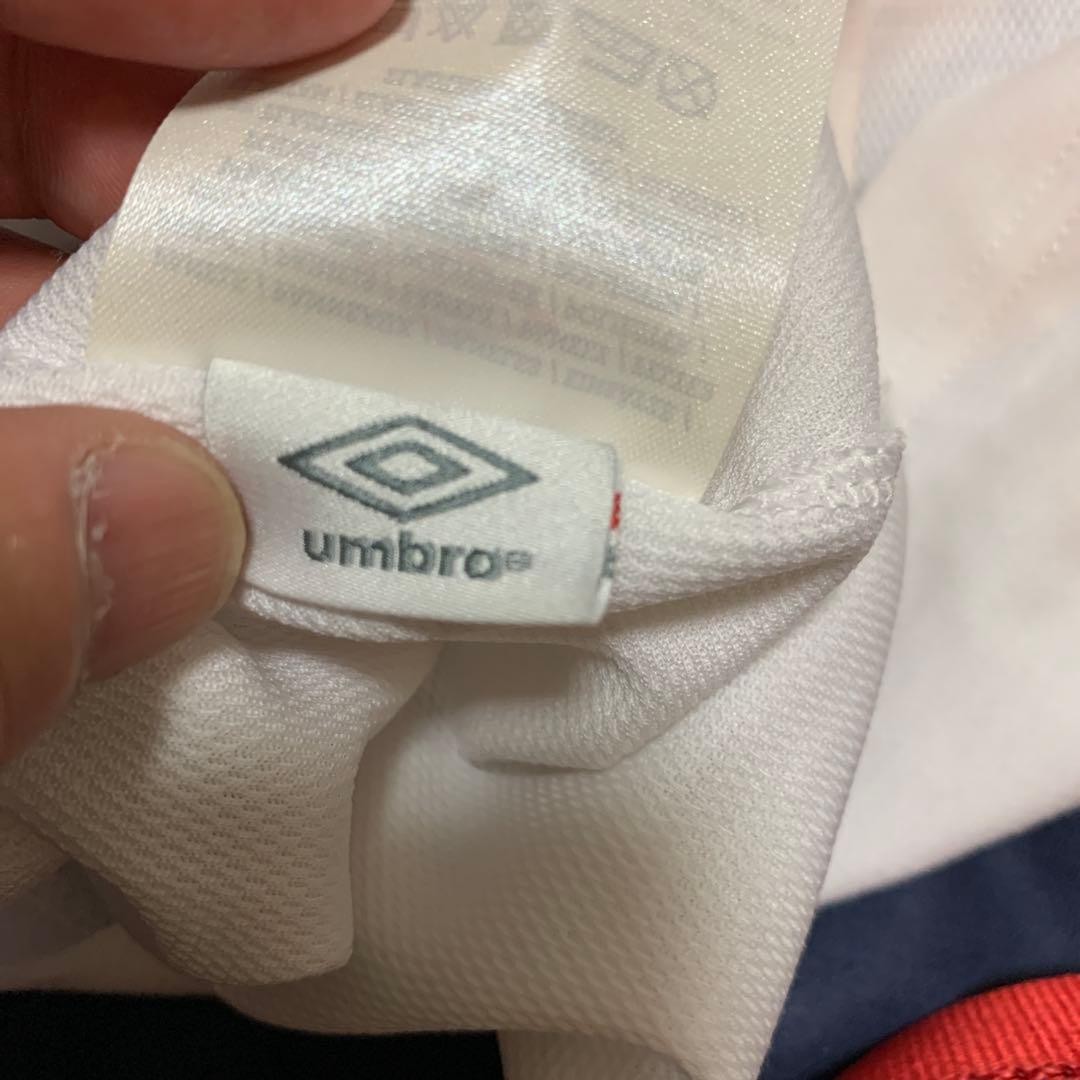 England Soccer Player Signed Polo Shirt Umbro White England Emblem Used