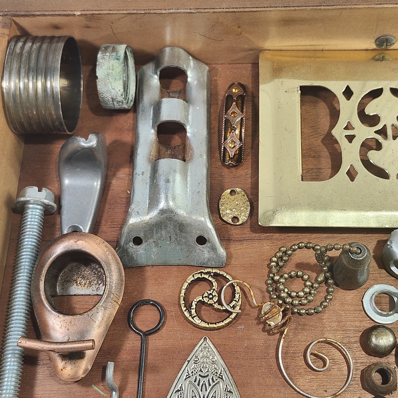 Junk Drawer Lot Mixed Metals Salvage Art Craft Assemblage Steampunk 2 lbs (MM1)