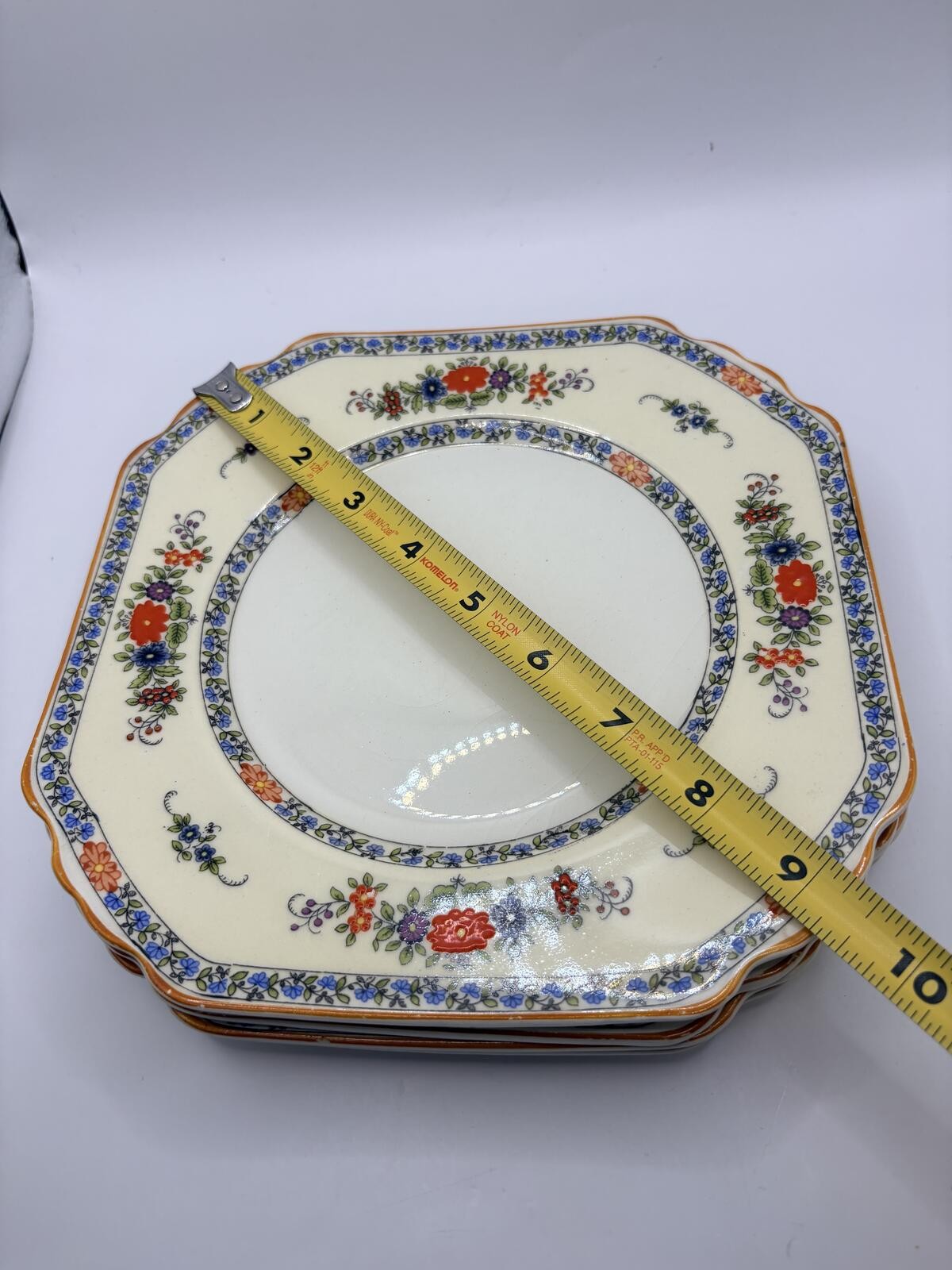 Wedgwood Somerset England 8 Pc Lot Platter 4 Plates 3 Desser