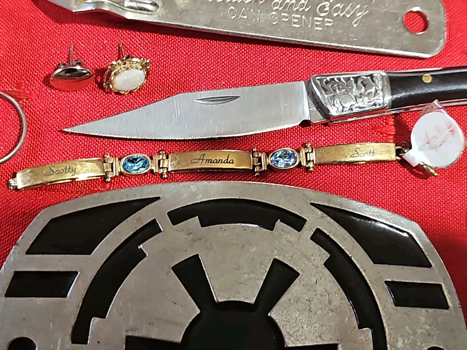 Vintage Junk Lot Timex Watches Pocket Knives Star Wars Belt Buckle More #57