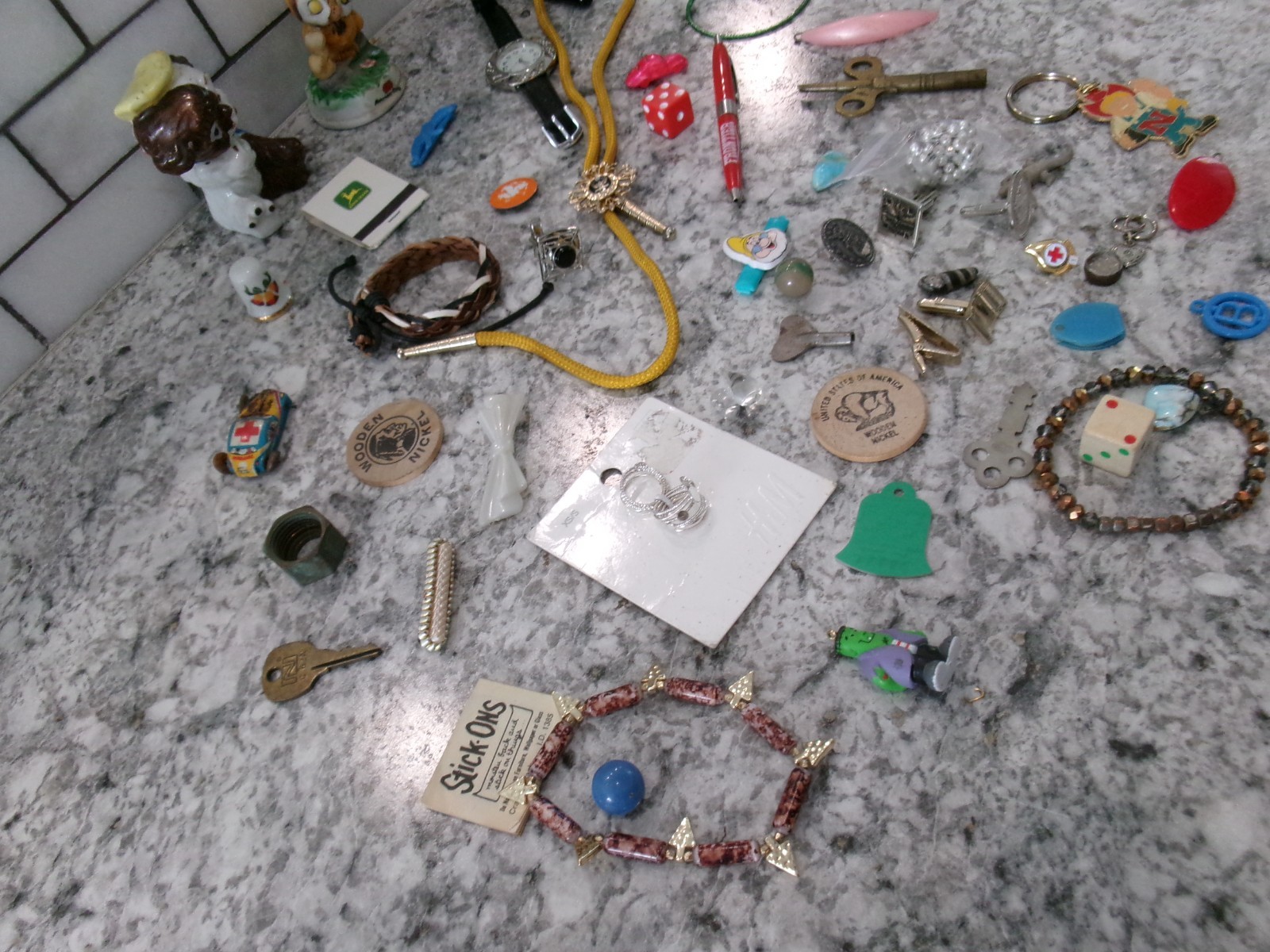 Vintage Junk Drawer/Trinket Lot, 50 Piece Lot, 1.3lbs – #4