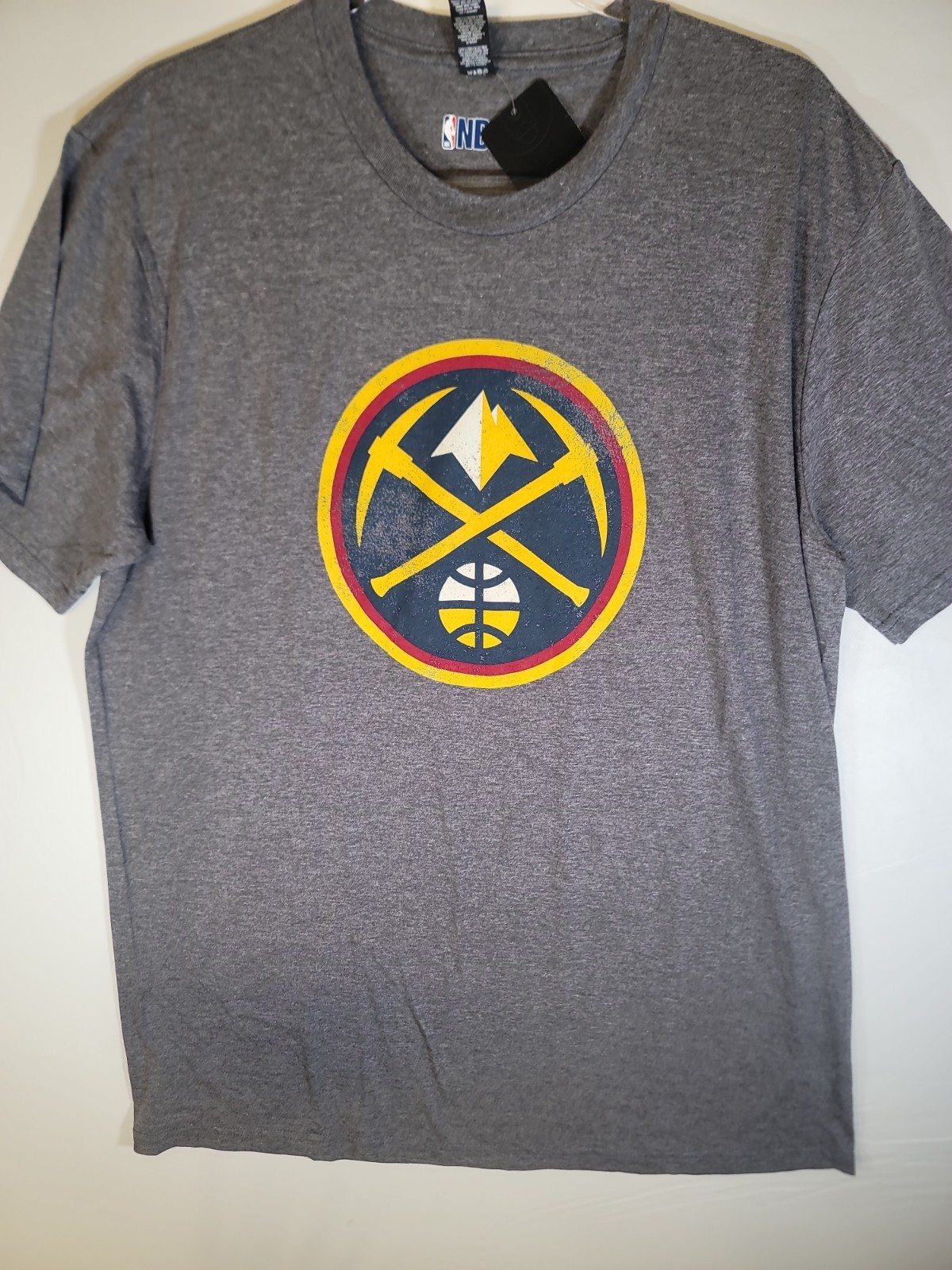 Denver Nuggets Distressed Logo NBA Graphic Tee Gray Unisex XL