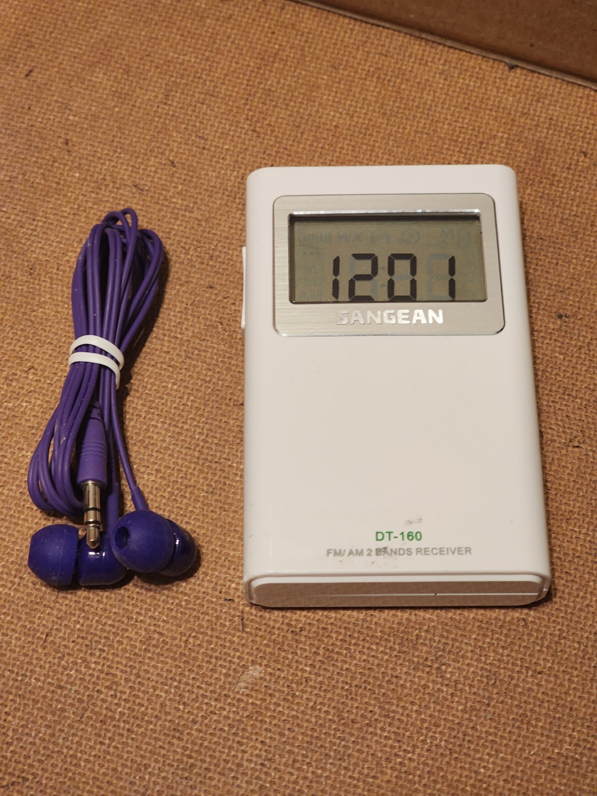 Sangean DT-160 AM/FM 2 Bands Receiver Stereo Pocket Radio, w/ Earbuds, White