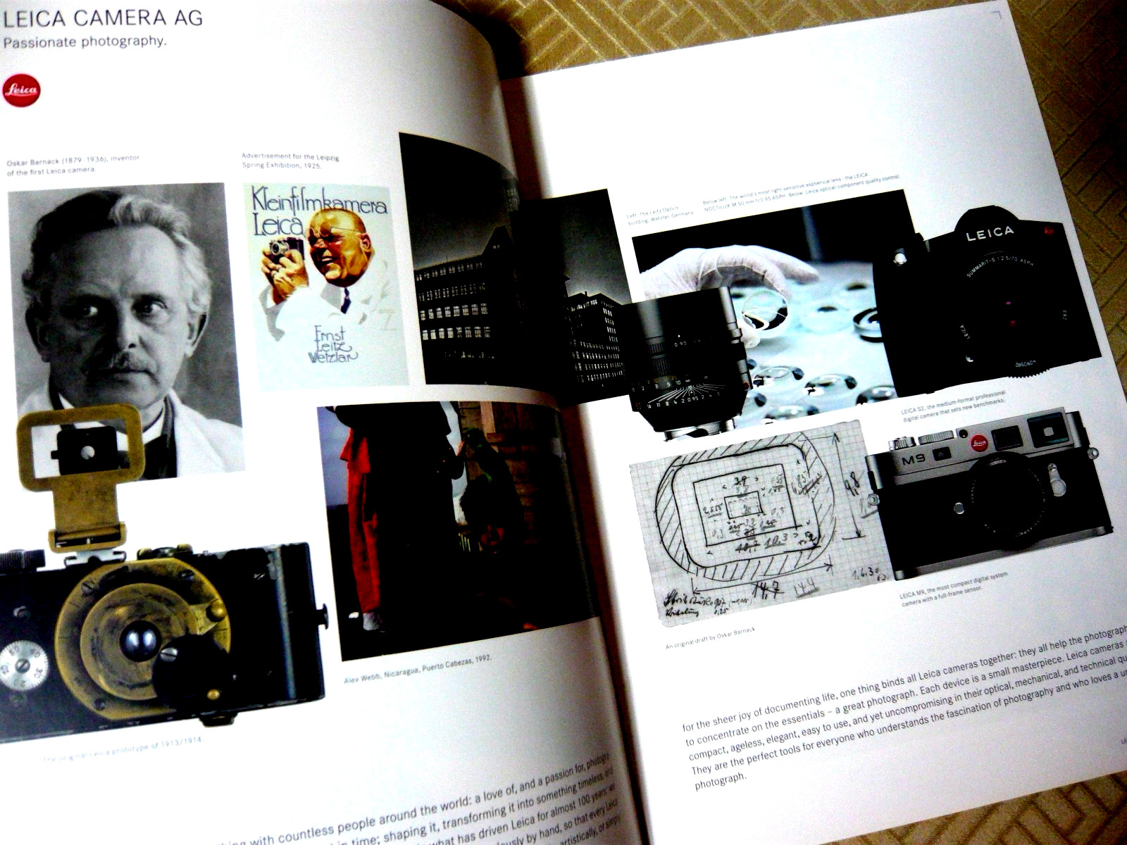 The Leica V Lux 30 camera , 28 page genuine publication, english. Superb!