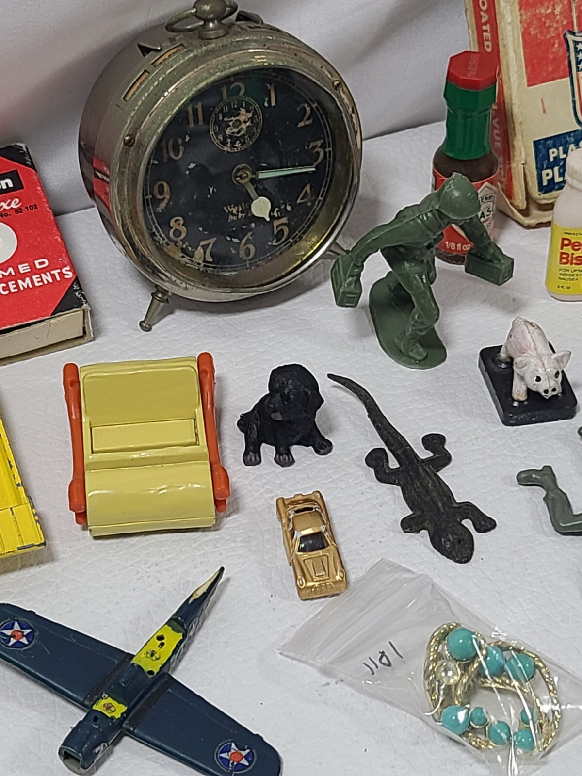 JUNK DRAWER Mixed Reseller Lot of 75 Estate Find Flea Market Stuff 3lbs HTF