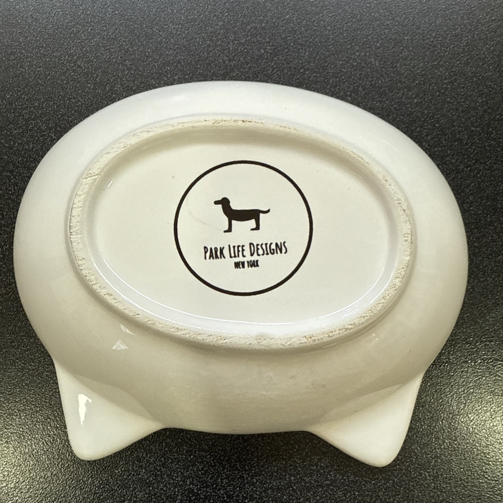 Park Life Designs Oscar Cat-Shaped Feeding Bowls for Cats, white