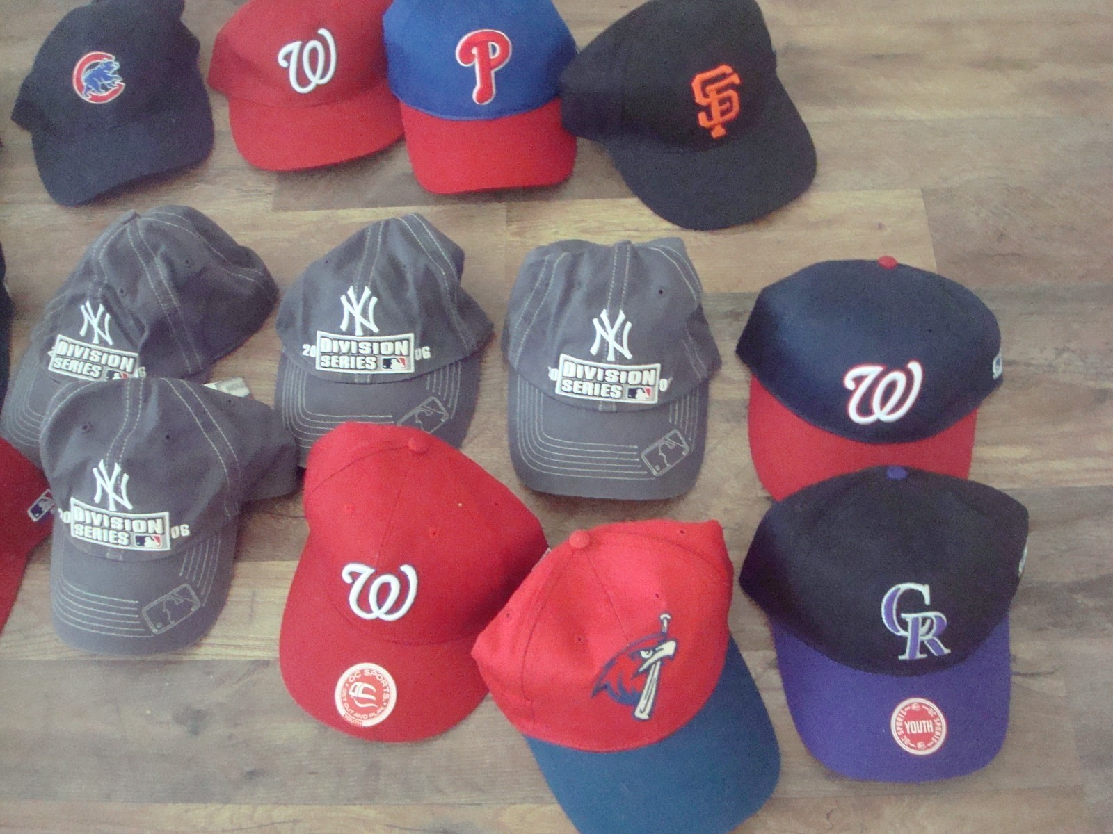 15 HATS MLB YANKEES RARE SPORTS STRAPBACK 90S WHOLESALE LOT HATS VINTAGE HAT CAP