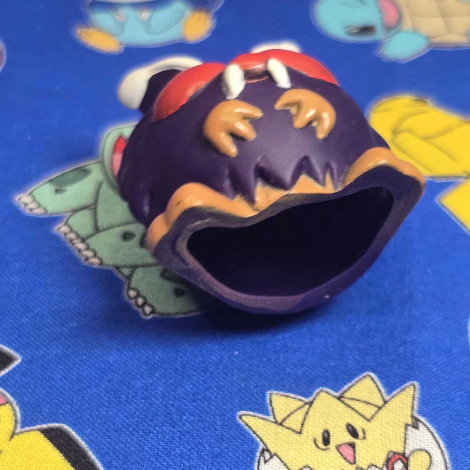 Pokemon Venonat Dark Figure Finger Puppet 1997 Bandai Nintendo PVC Vintage US