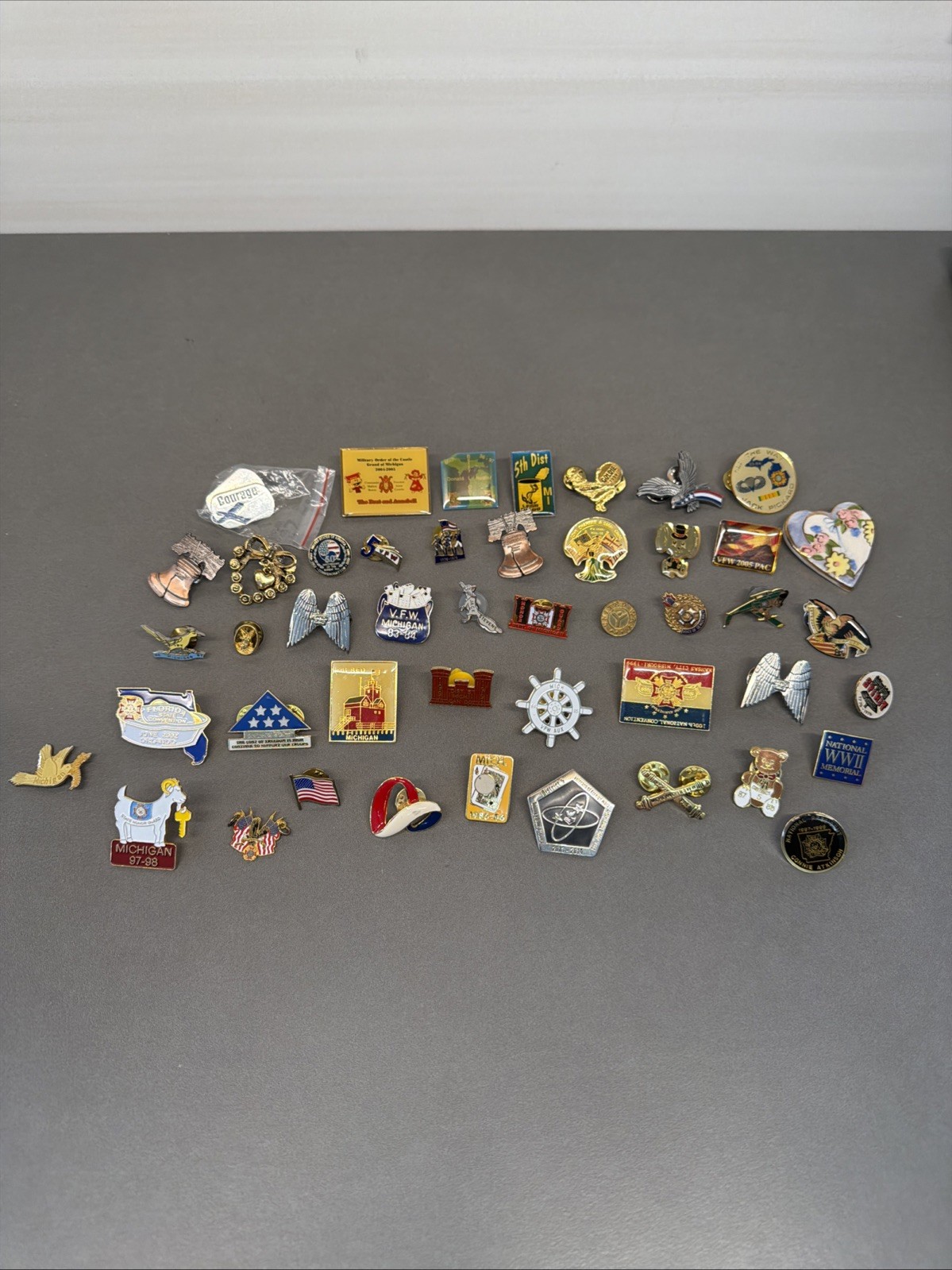 Lapel Pins Lot – Vfw, Michigan, Wwii, Helicopte, Goldie, Eagle #4 MS1