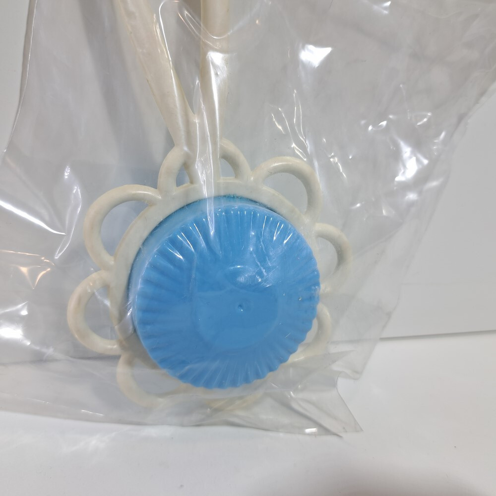VTG MADE IN GREECE BABY PLASTIC RATTLE PLASTIC ANGELOUDI PITSI-RICO GREEK c