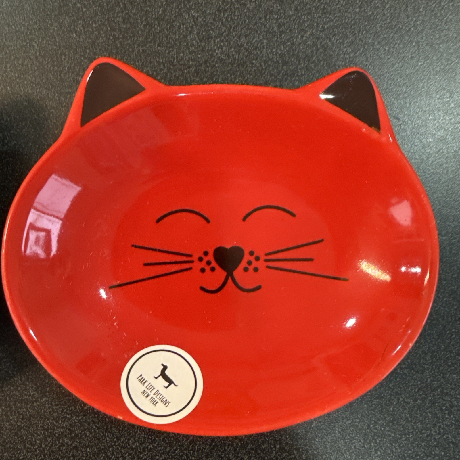 Park Life Designs Oscar Cat-Shaped Feeding Bowls for Cats, white