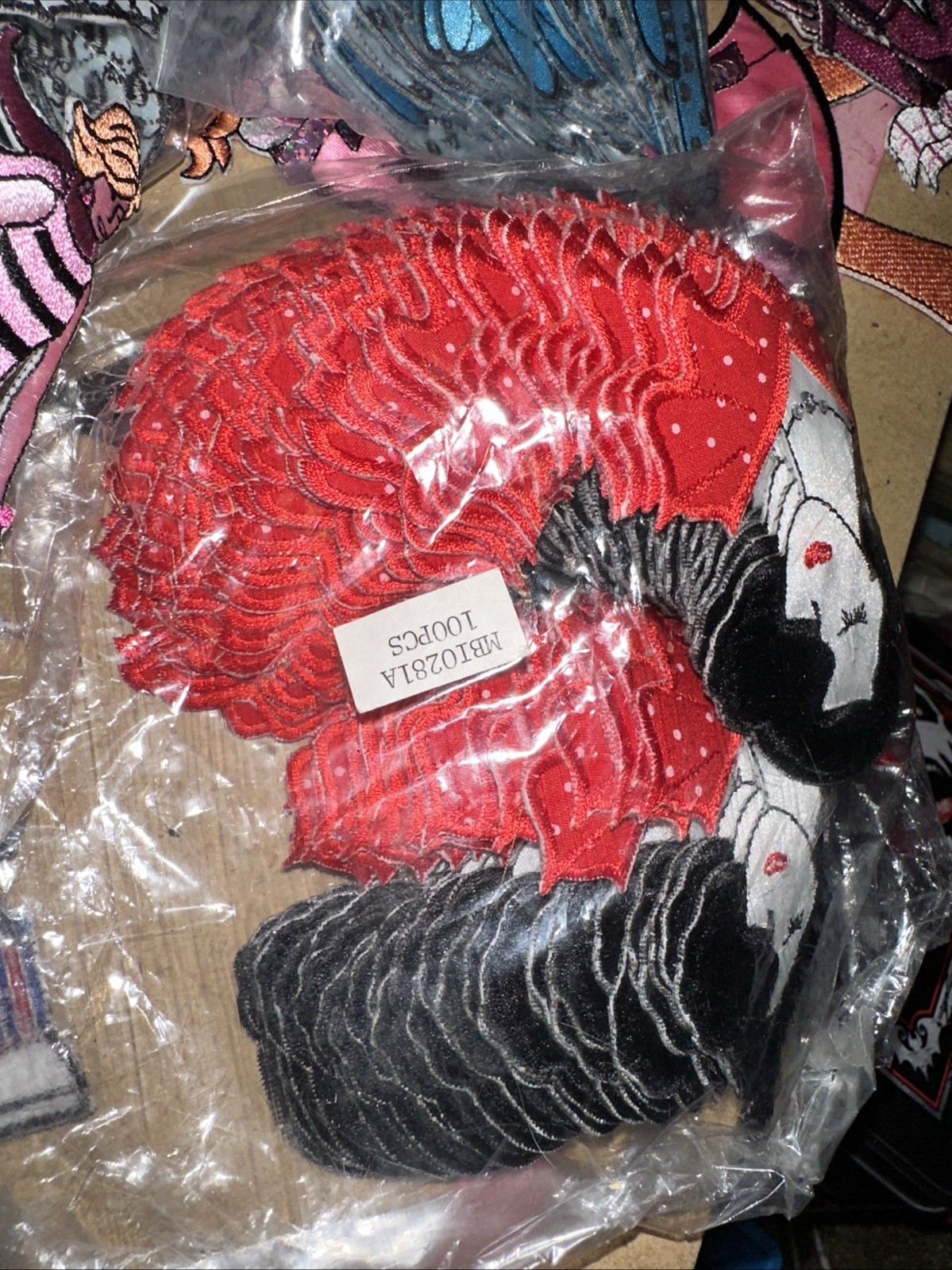 Lot Of 50 Random All Fashion Iron On Patches Appliqué Embroidered Sew On Sewing