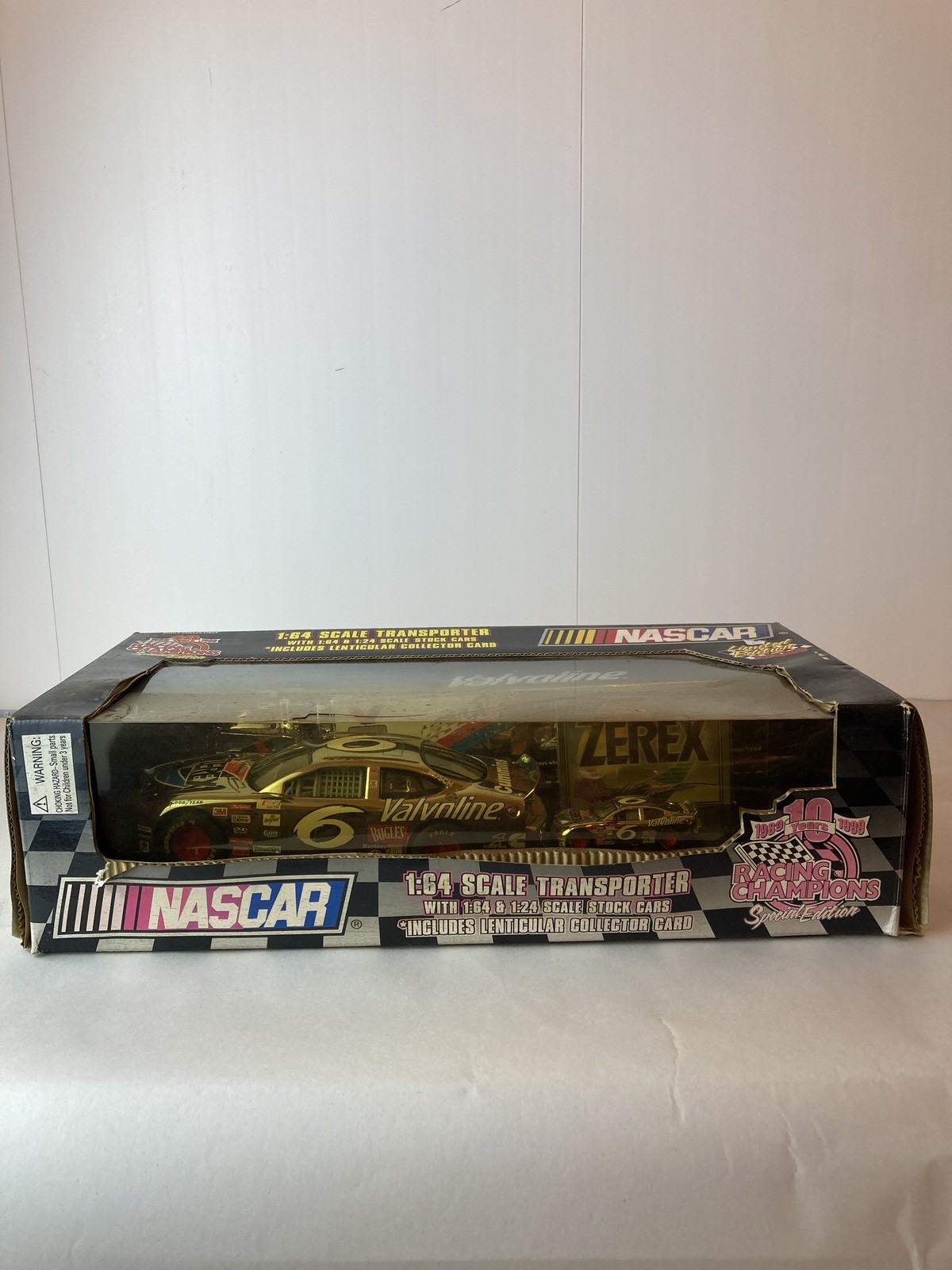 Racing Champions 1:64 transporter/hauler set — Mark Martin #6 Valvoline Zerex, g