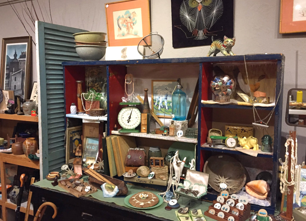 MANIFESTED LOT 70+ items “Junk Drawer” – Estate finds bulk mix, see description