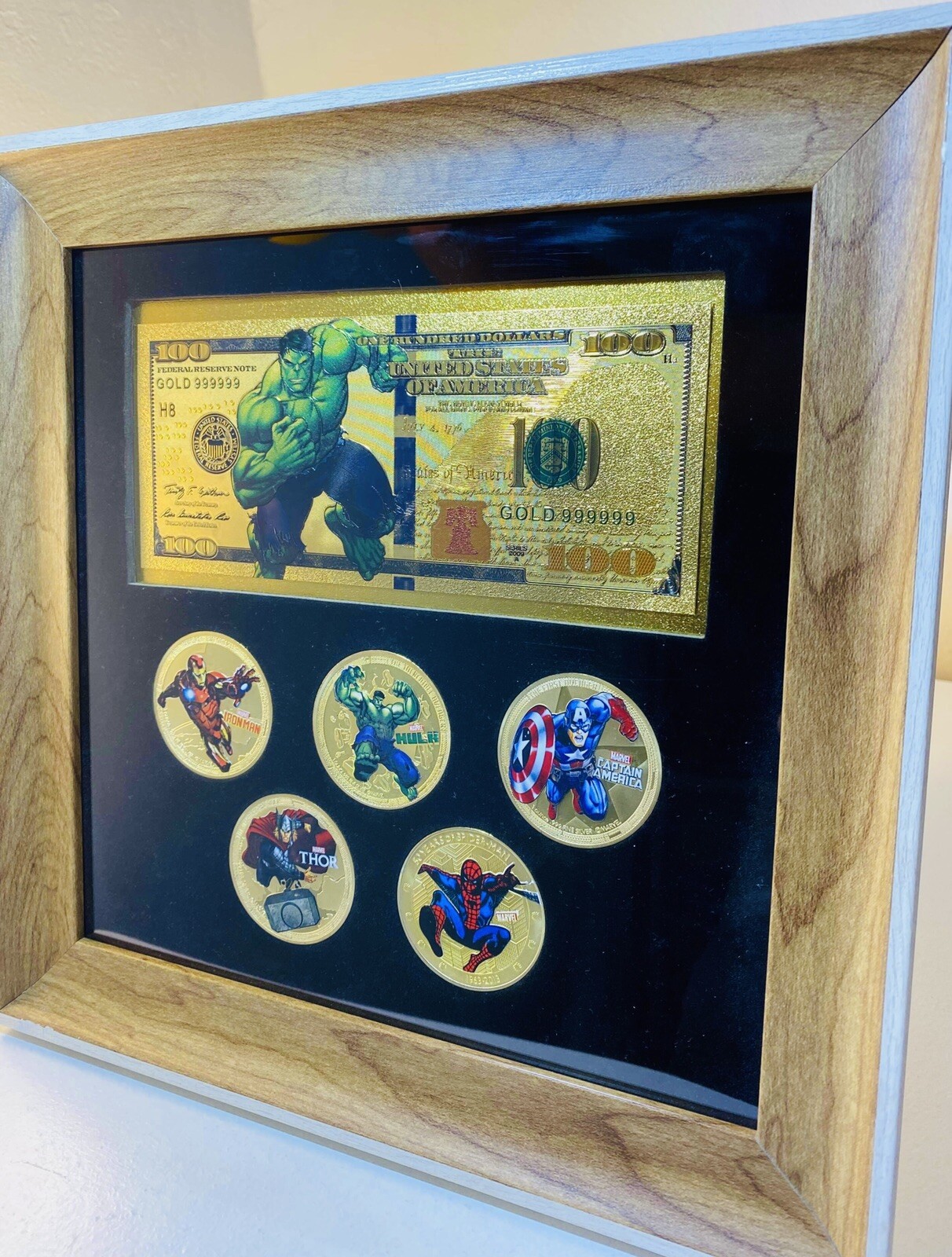 Marvel Avengers Age Of Ultron Gold Plated Commemorative Coin Set Frame Edition