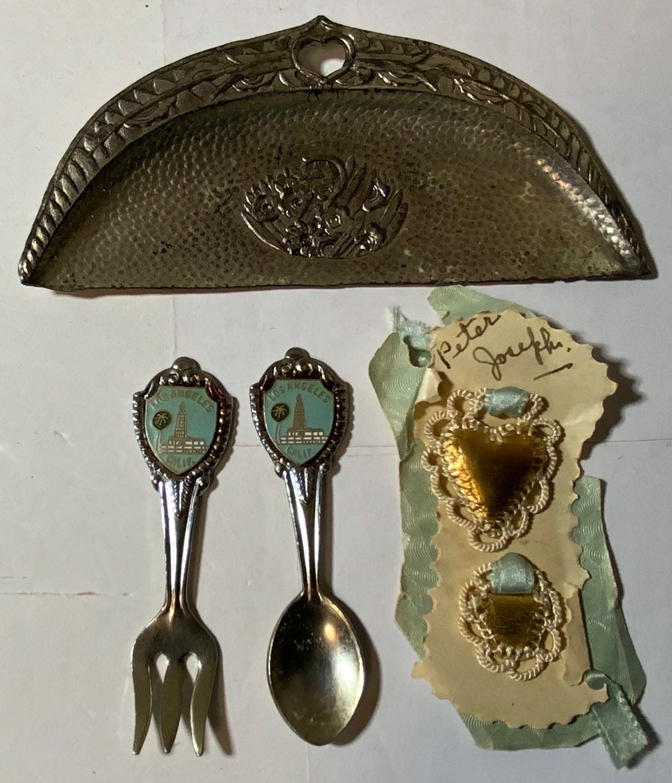 VTG Junk Drawer Lot Assemblage Art Mixed Media Crafts Over 4# Buttons Books MOP