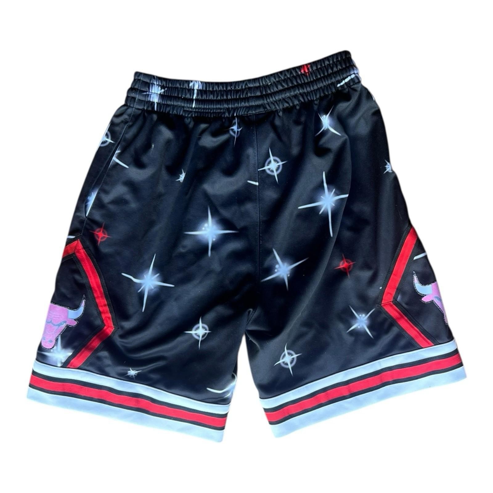 Vintage Mitchell & Ness Hardwood Classics Chicago Bulls Star Shorts Size S 97-98