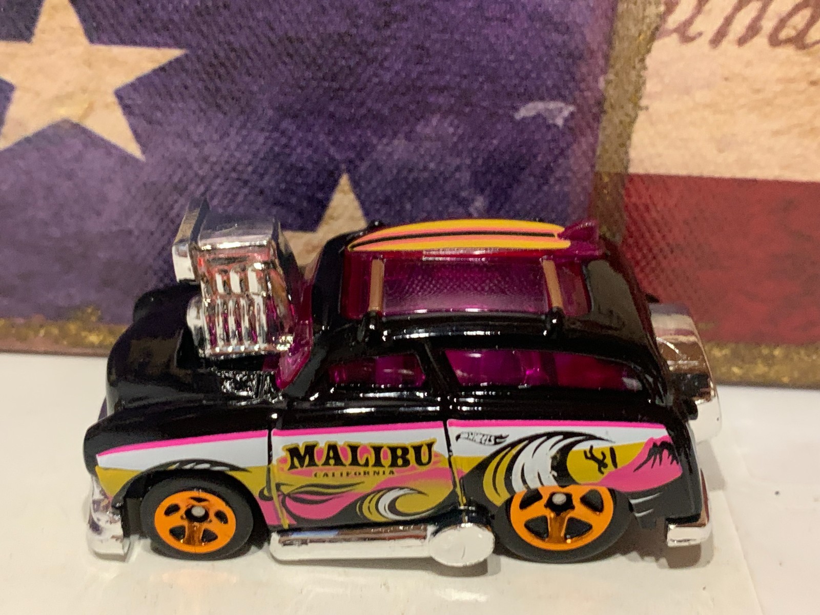 HOT WHEELS SURF N TURF X2. 2023 BLACK & RED, MALIBU NICE