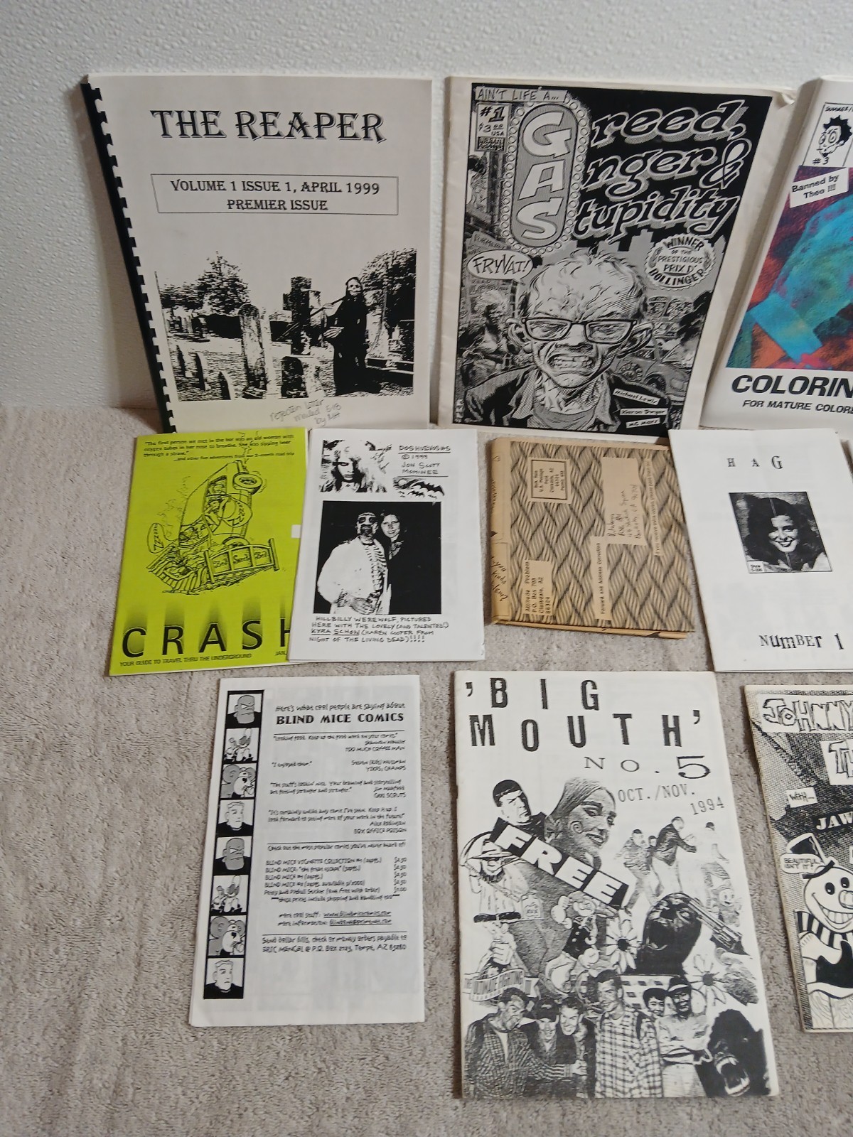 JUNK DRAWER LOT OF 20+*DC/INDEPENDENT*COMIC BOOKS*MAGAZINES*BOOKS+MORE*SP*SAI