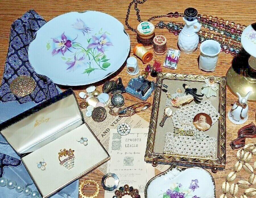 10 LB Estate Liquidation Box Lot, mixed items old & new-Junk Drawer-#938