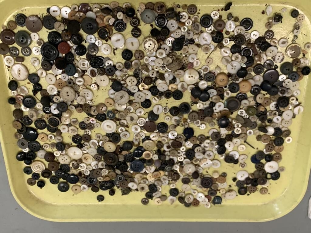 2 pounds “Junk Drawer lot” – Old to new items – Bulk mix – See Description-# GTW