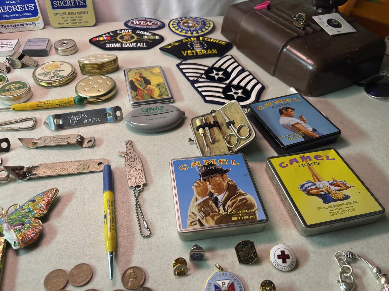 VINTAGE JUNK DRAWER LOT KNIVES, HARMONICA JEWELRY ADVERTISING SCOUTS WHEAT PENNY