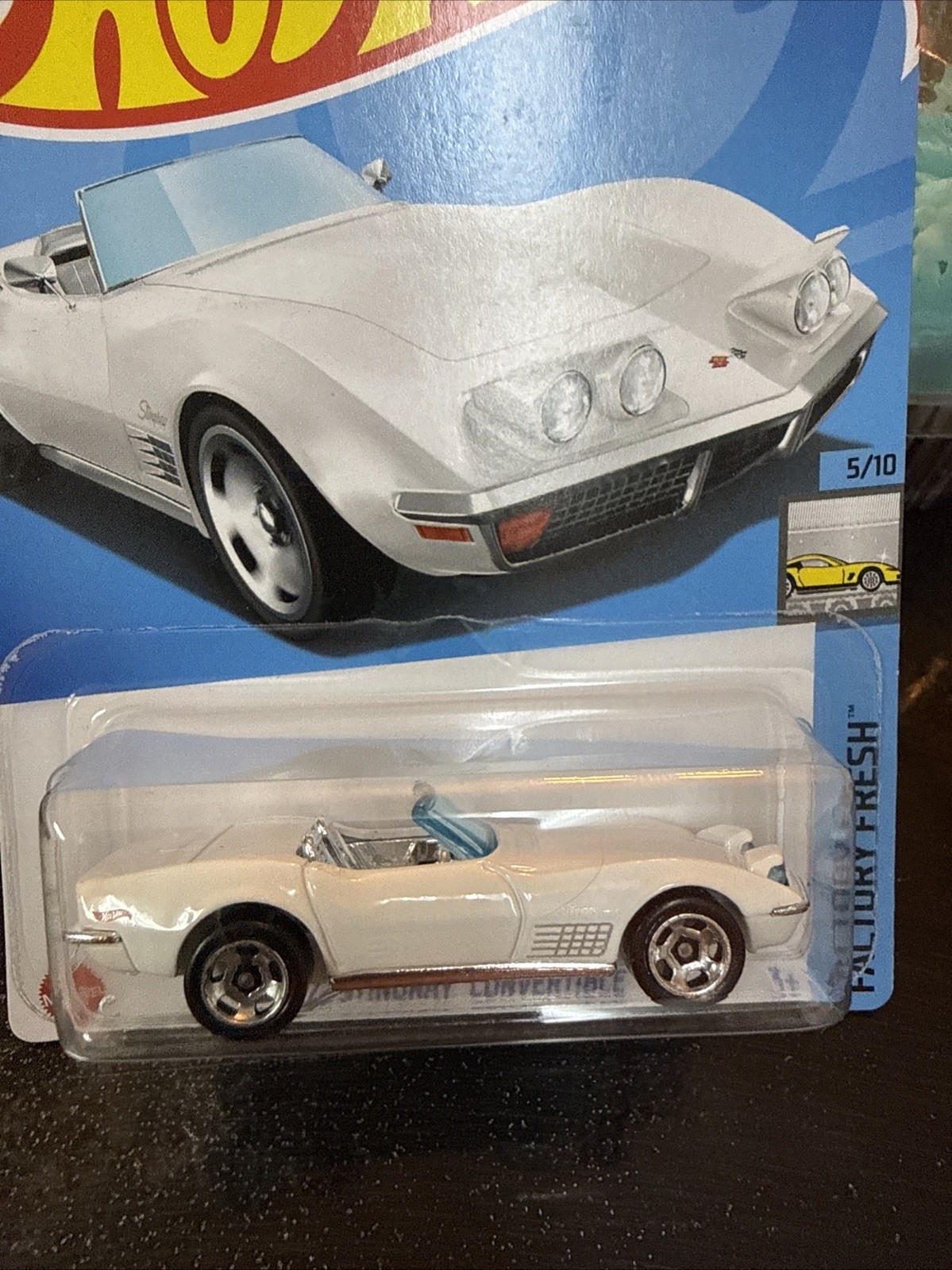 Hot Wheels ’72 Stingray Convertible Factory Fresh #5/10 White Diecast 1:64 Scale