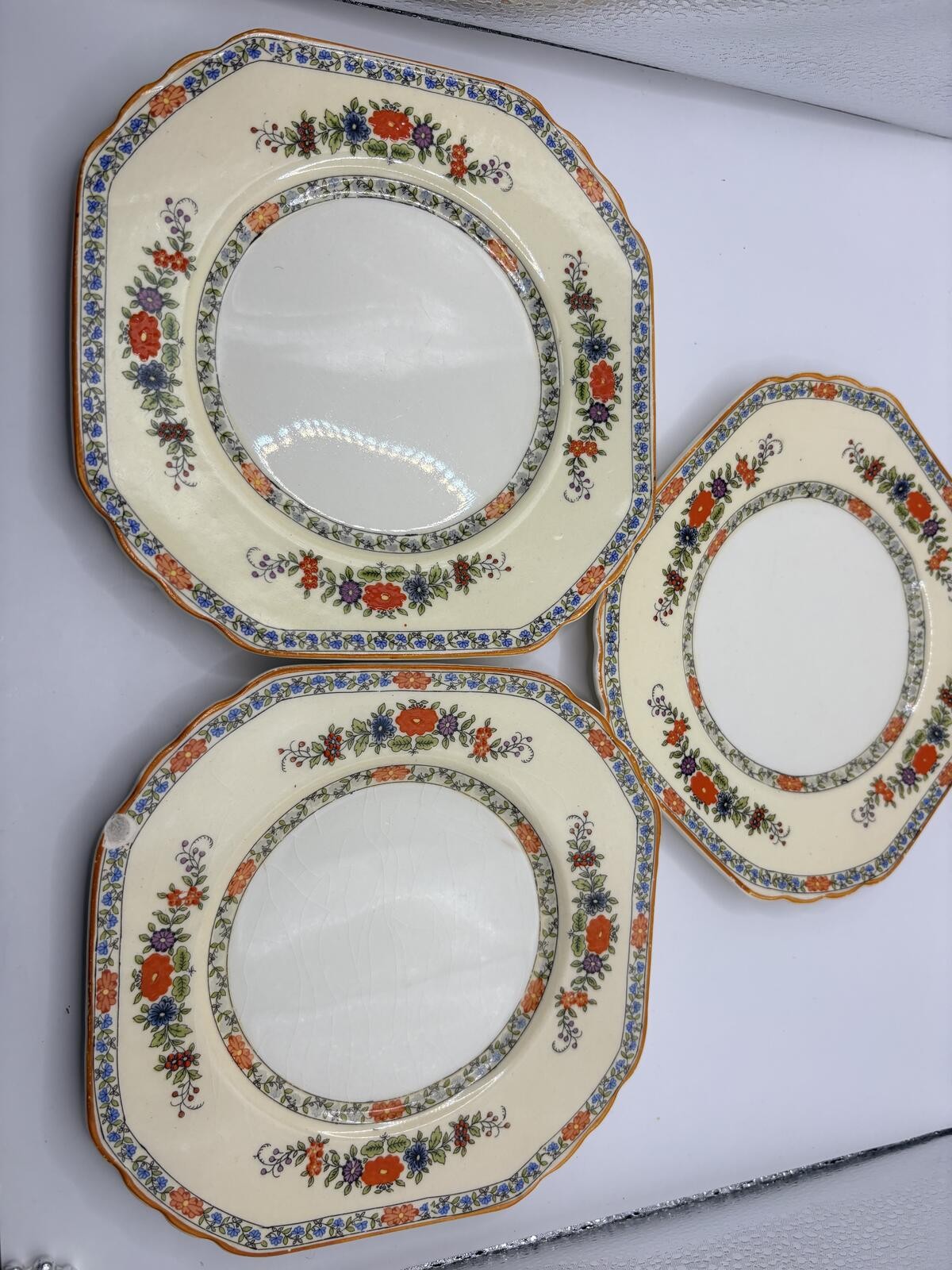 Wedgwood Somerset England 8 Pc Lot Platter 4 Plates 3 Desser