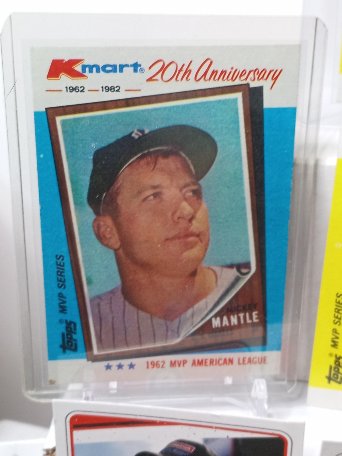 Cigar Box of NOT Junk Drawer Collectibles, Mickey Mantle, Misc, #C2