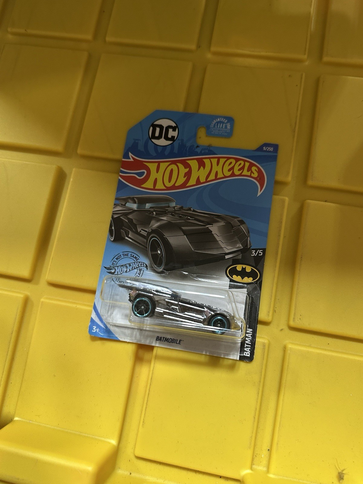 Hot Wheels Batmobile DC Batman Series #3/5 Chrome Die-Cast 1:64 Scale A53