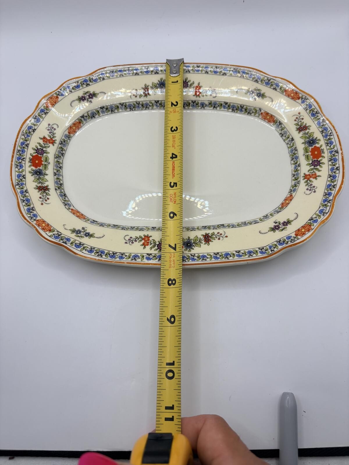 Wedgwood Somerset England 8 Pc Lot Platter 4 Plates 3 Desser