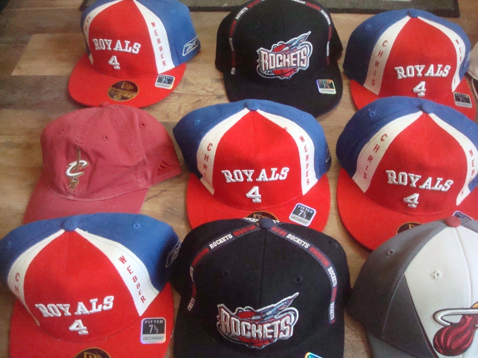 12HAT NEW REEBOK NBA FITTED 90S WHOLESALE LOT HATS 00S Y2K VINTAGE FITTED