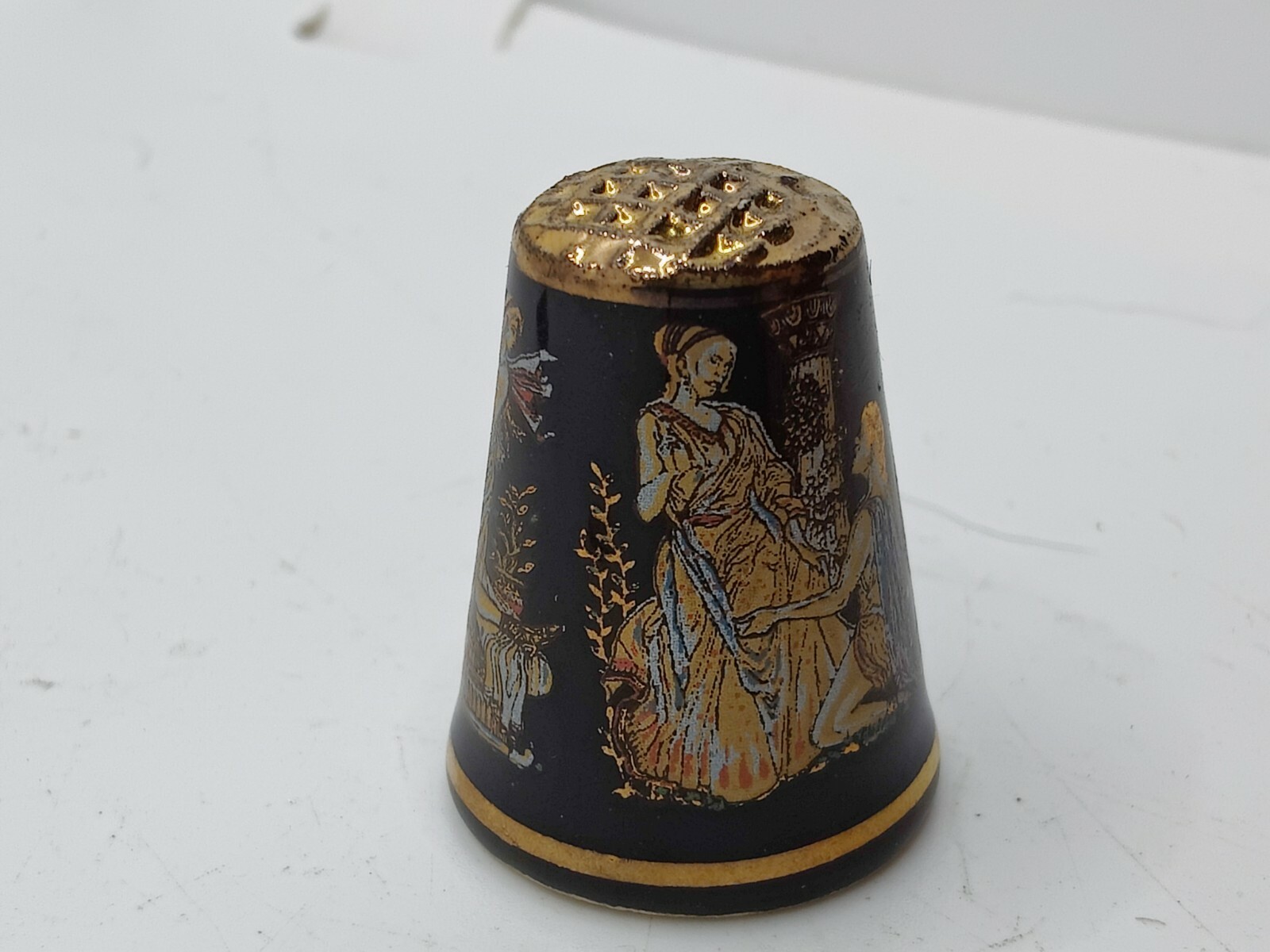 Sewing Thimble Souvenir Roman Greek Scenes Black ThimbleZ100