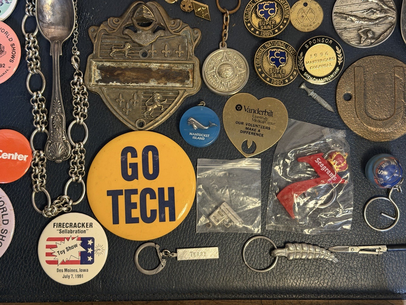 VTG Junk Drawer Lot Miscellaneous Collectibles & Treasures Tokens Keychain Pins