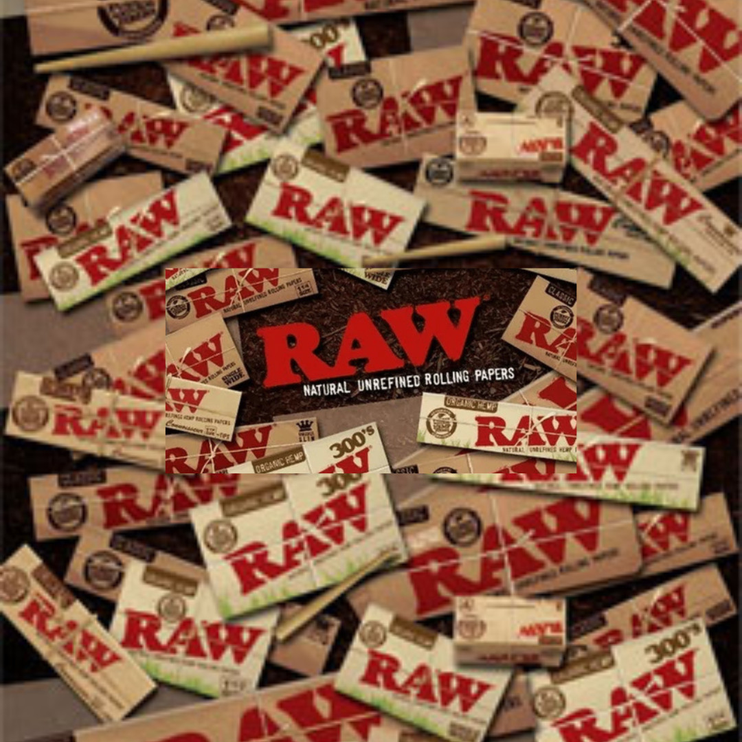 RAW Classic 300s 1 1/4 Rolling Papers | 300 Leaves Per Pack Official RAW 4 Pack