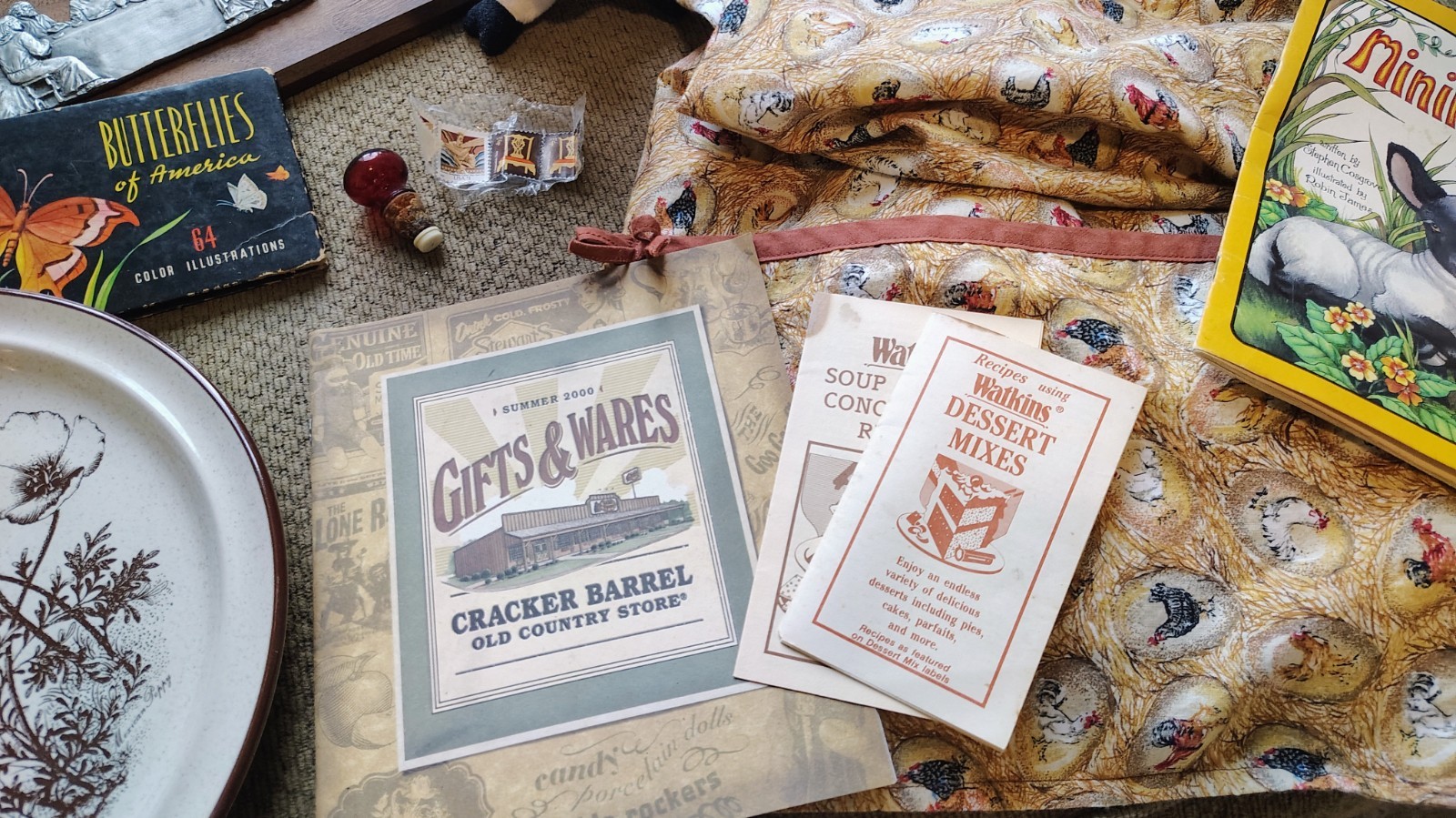 Lot of Vintage Estate Sale Finds 21 items