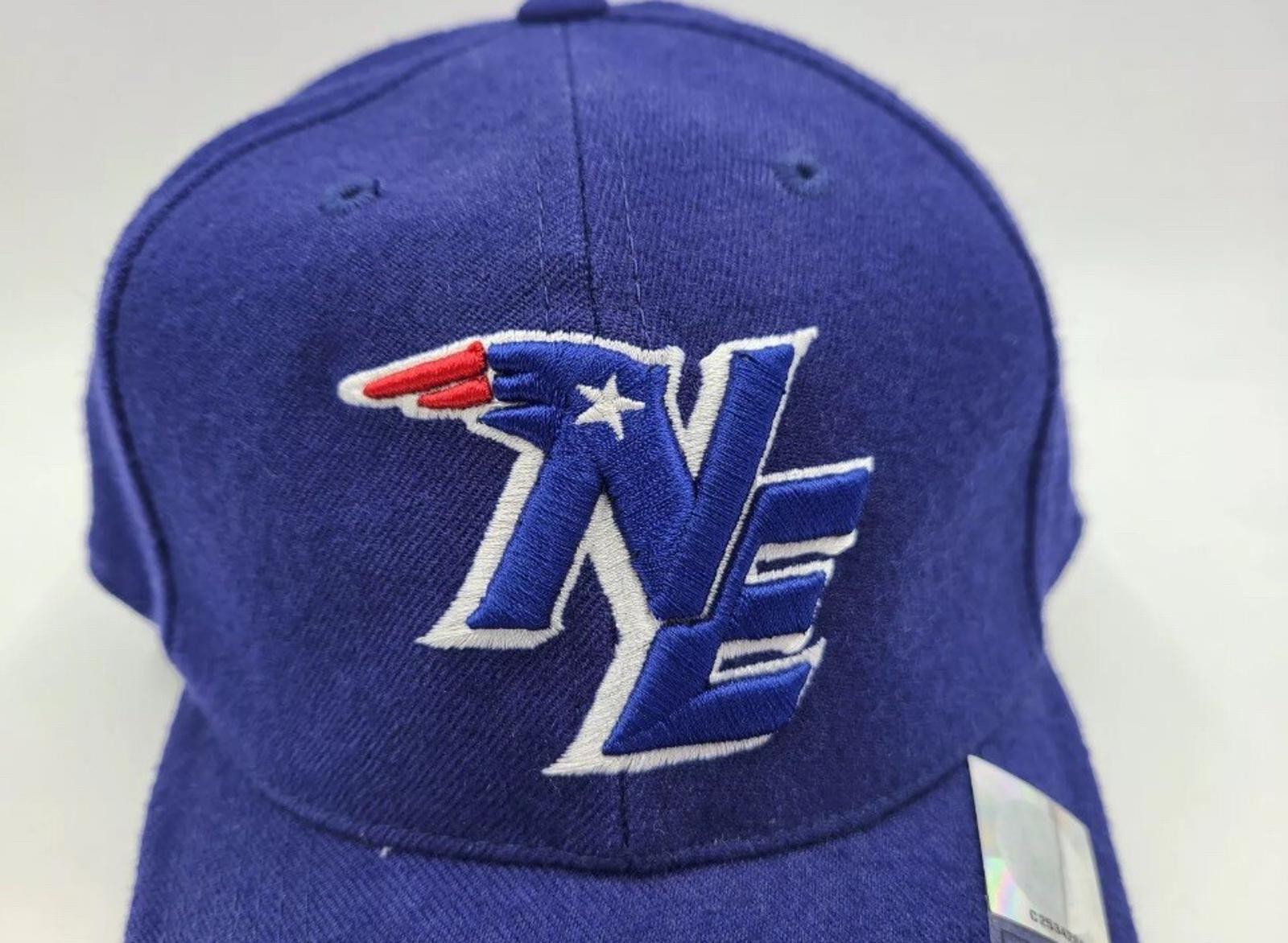 Vintage New England Patriots Nike Team Fitted 6 7/8 Hat Cap NFL Football Blue