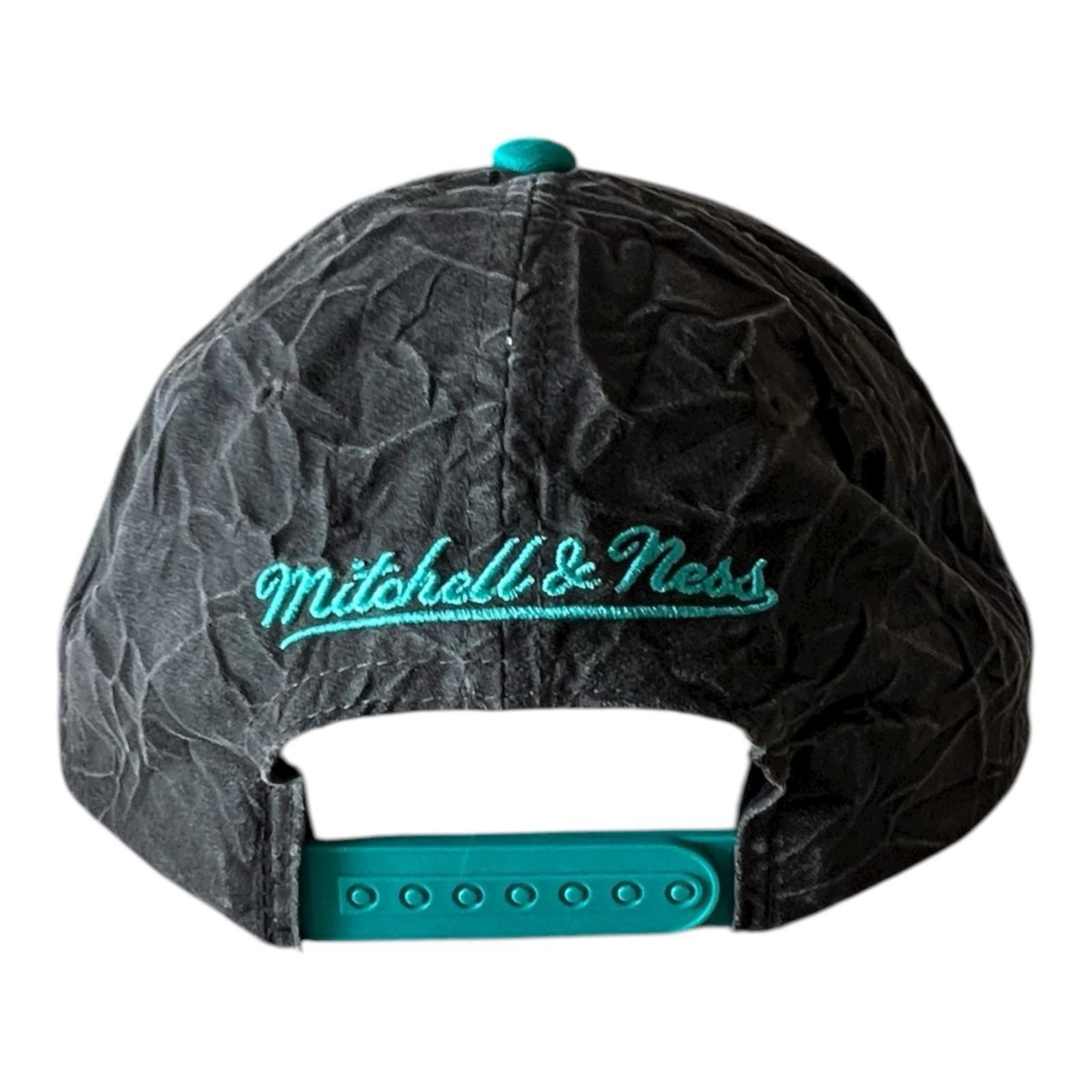 Vancouver Grizzlies Mitchell & Ness NBA Snapback Hat RARE Hardwood Classic