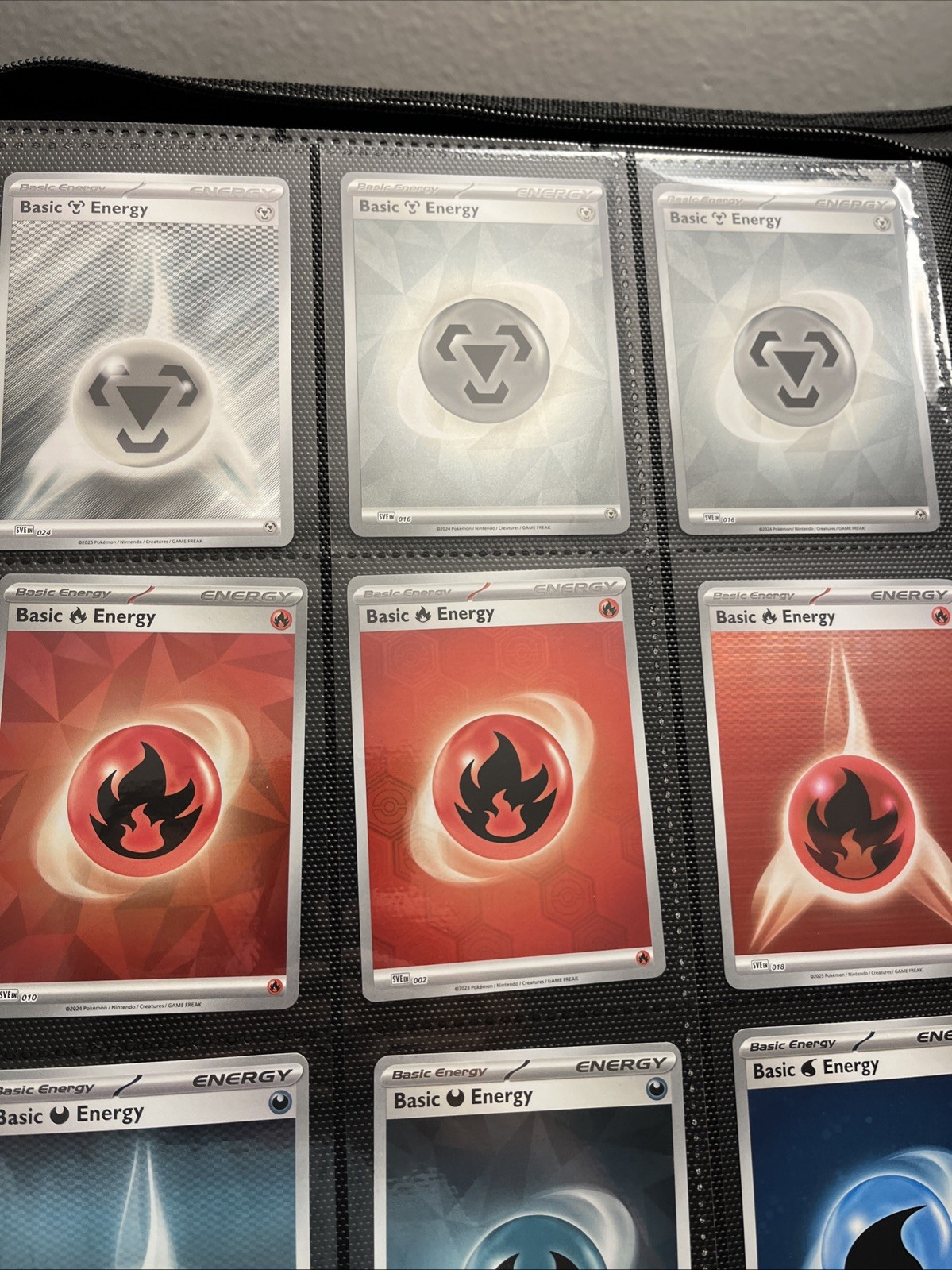 Pokémon Holo Basic Energy Lot Of 18 SV Era