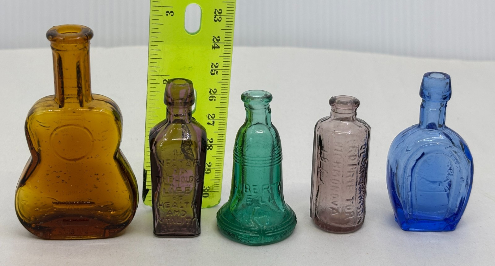 Vintage Estate Sale Knick Knacks Junk Drawer Lot Of 20 Pieces