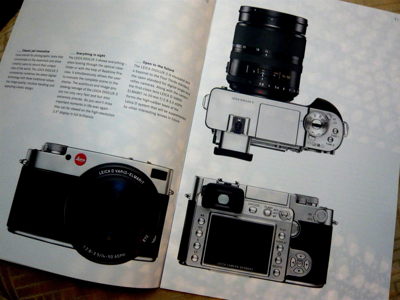 Leica D System , 16 page genuine publication, english. Superb!
