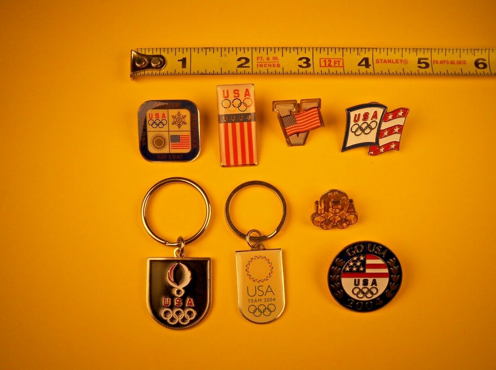 USA 2004 US Olympics Lapel/Hat Pins (6) / Key Chains (2), Lot of 8
