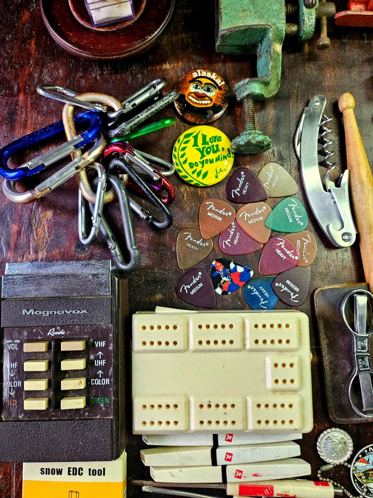 PREMIUM JUNK DRAWER Lot Trinket Smalls Vintage Knick Knacks Resale Tchotchkes