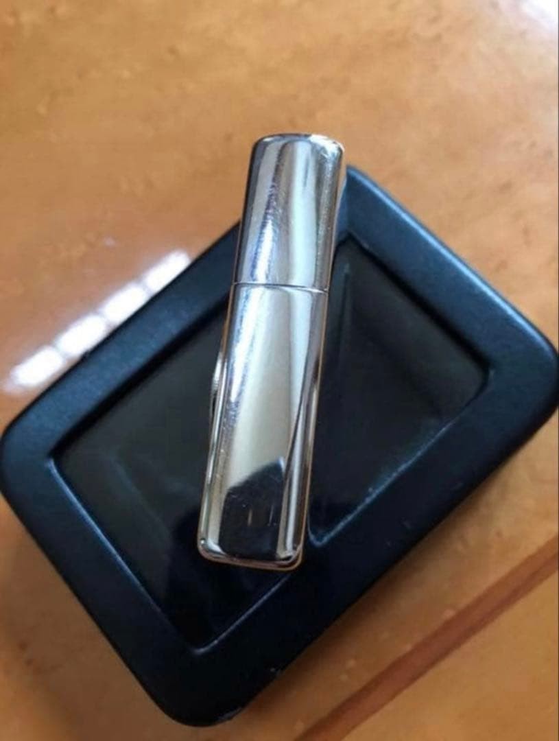 Zippo 2000 Memorial Limited Edition Silver Wrapped with Serial No.