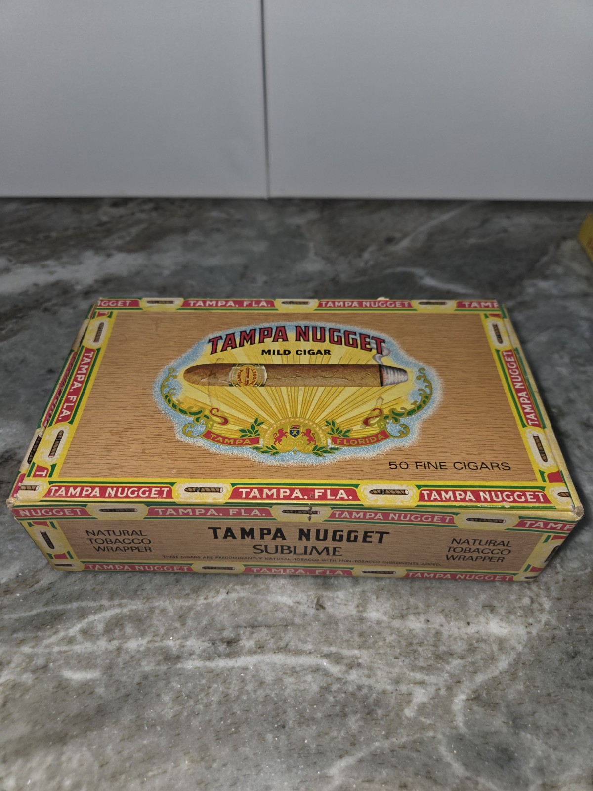 Tampa Nugget Cigar Box Lot w/ Trim Trio Tool, Combs, Eyeglasses, Sunglasses