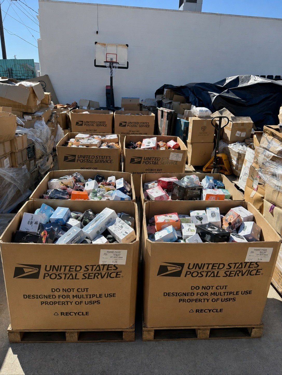 Overstock Merchandise Deal Box – Electronics and Home Goods