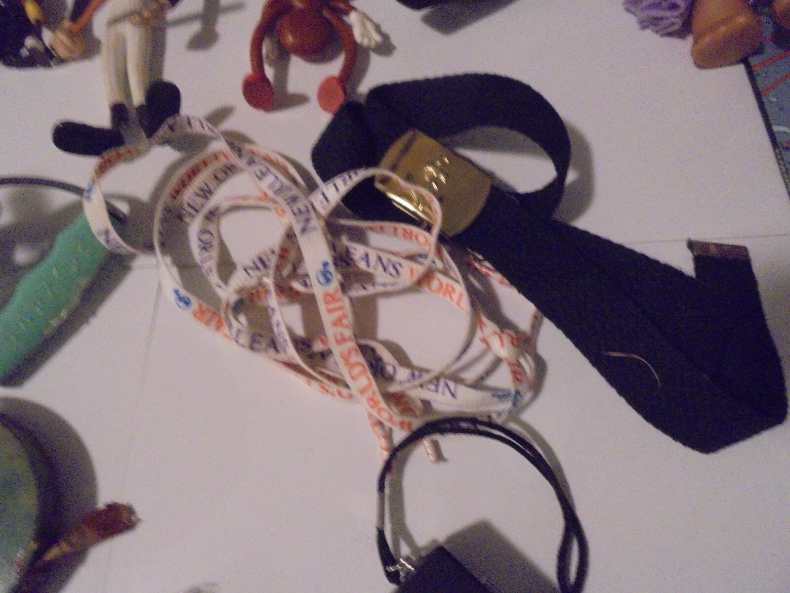 JUNK DRAWER LOT,TONY THE TIGER,AM RADIO,X-MAS,KITCHEN,X-MEN ,VIEWMASTER,TROLL,TO