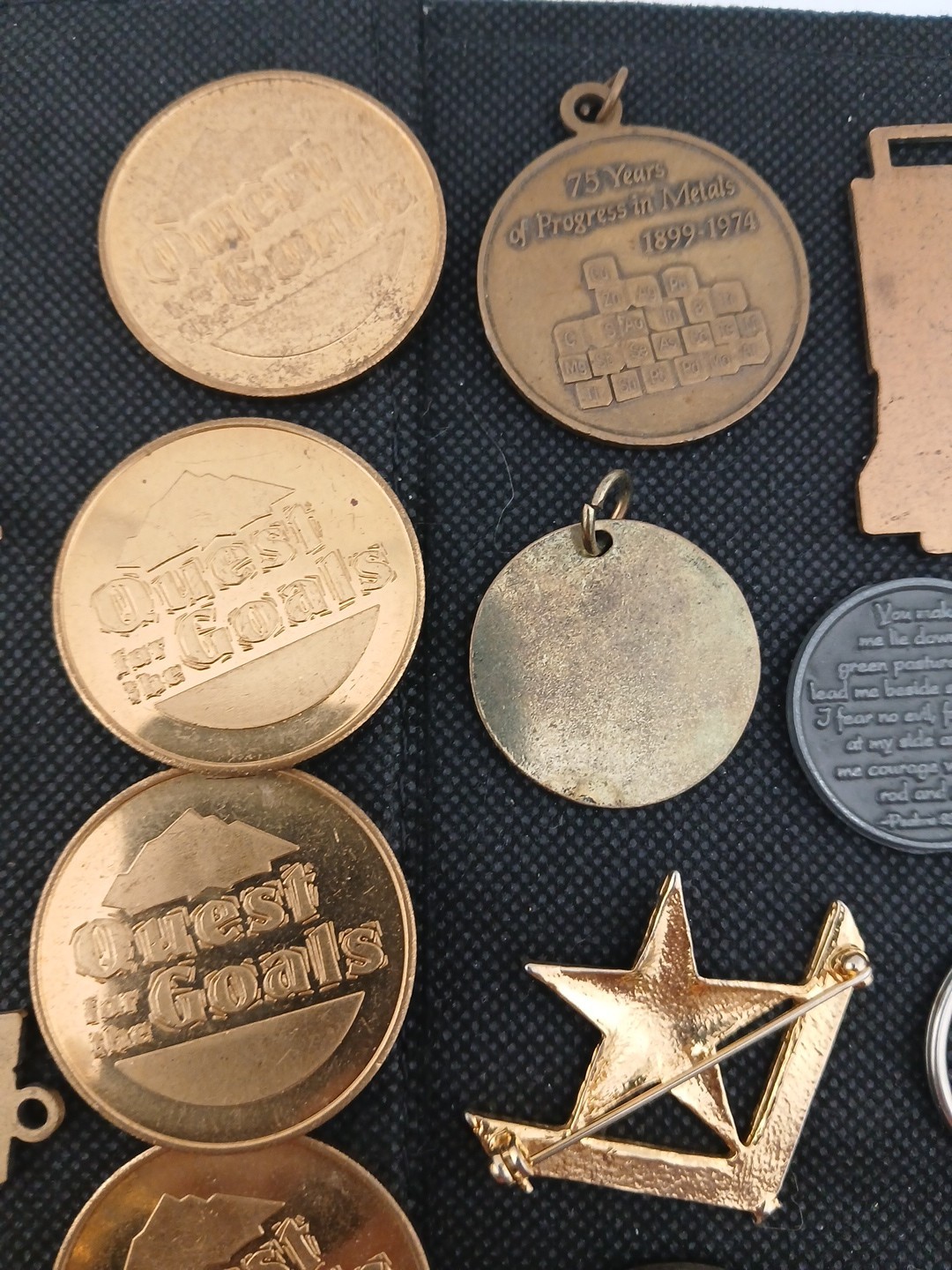 LOT OF GRANDPA’S vintage Souvenir coins pins Keychains collection