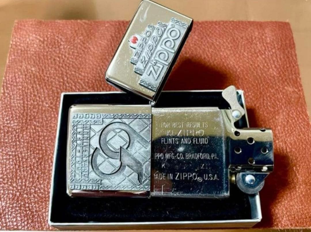 Zippo 65th Anniversary World Limited Edition (Key chain included) Made in 1997.